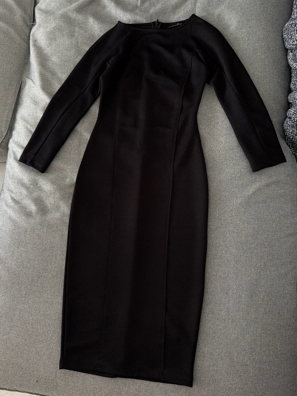 Zara Classic Black Long-Sleeve pencil stretch Dress